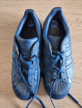 Adidas Women’s Blue Leather Shell-Toe Sneakers